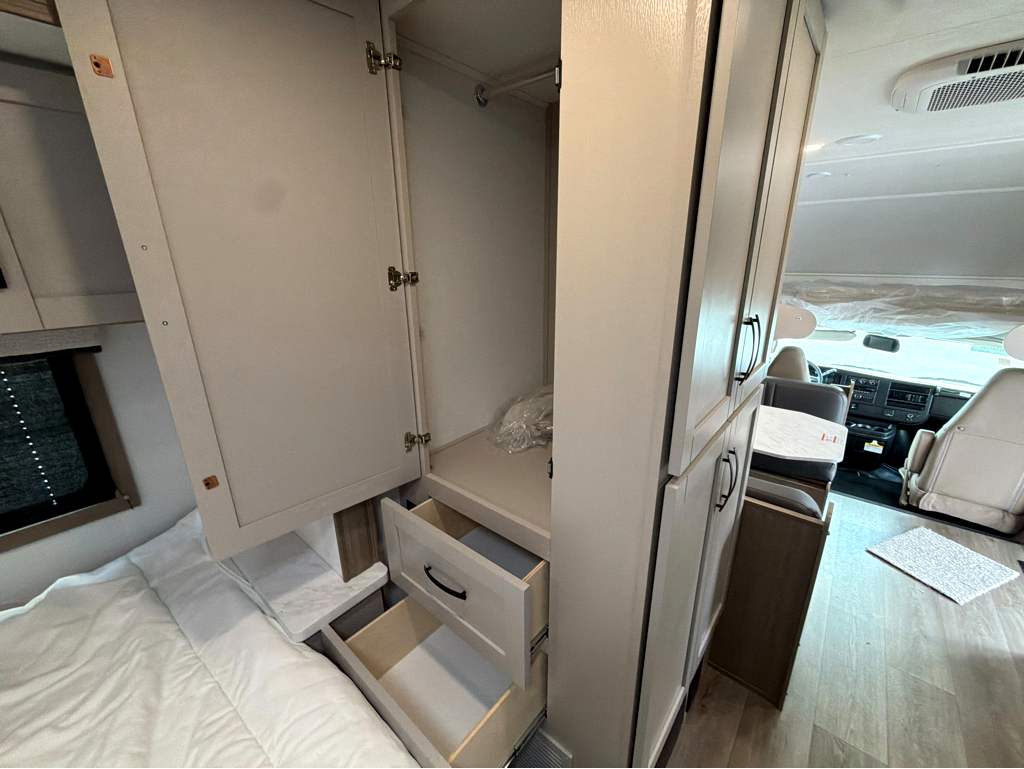 2027 ENTEGRA COACH ODYSSEY SE 22C - Image 20