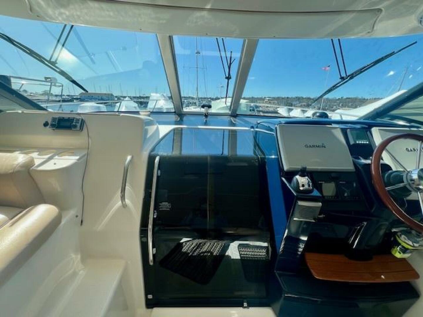 2007 Tiara Yachts 3900 Sovran - Image 4