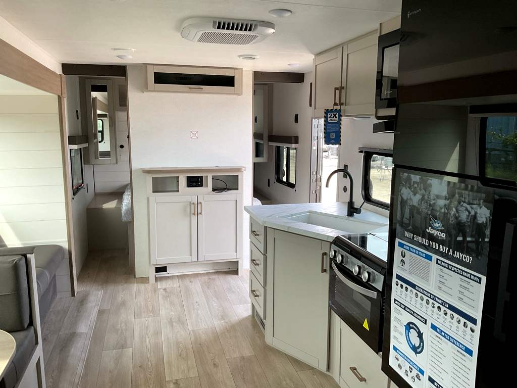 2027 JAYCO Jay Flight 261BHS - Image 10