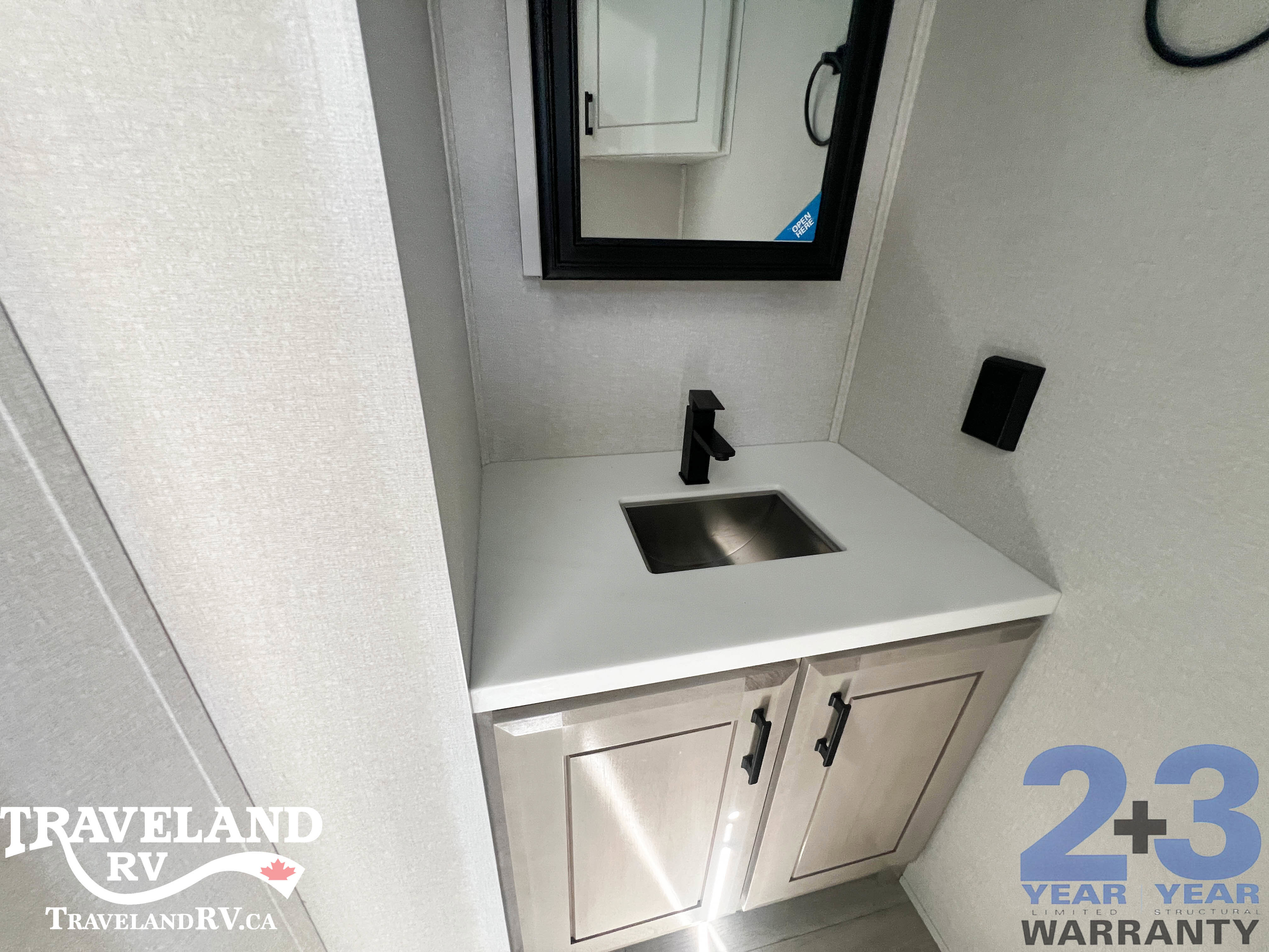 2026 Jayco Pinnacle 36FBTS - Image 24