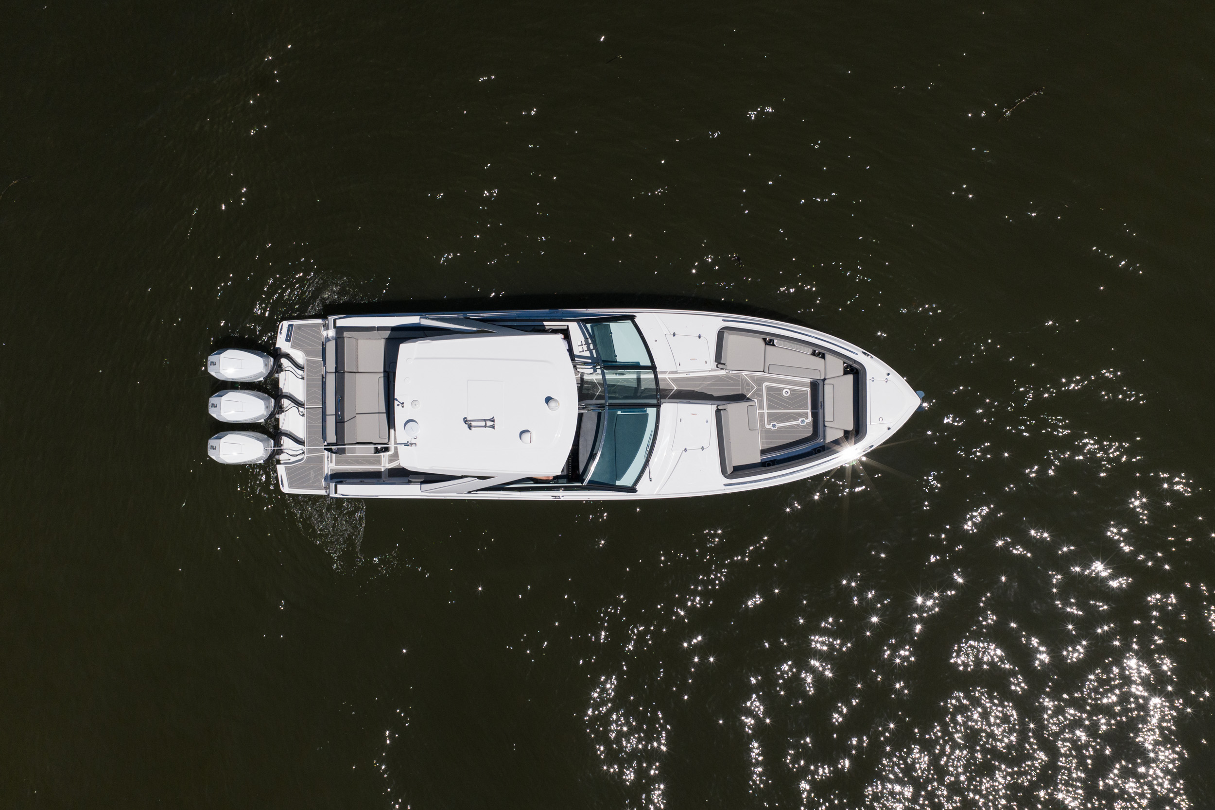 2027 Monterey 385SS - Image 7