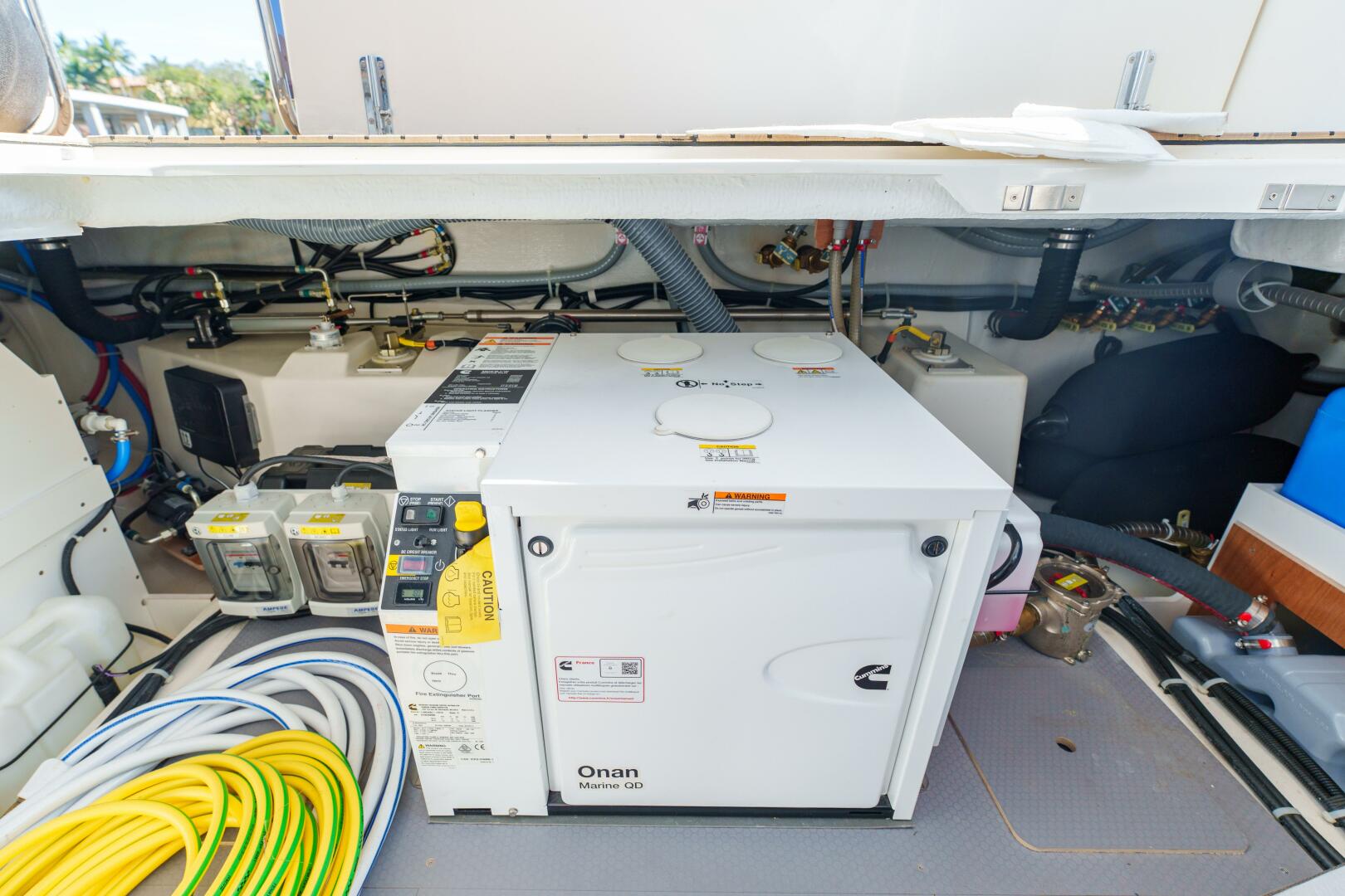2025 Beneteau - Image 40