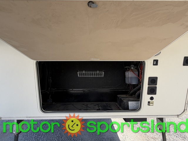 2019 Forest River Palomino 297RKW - Image 34