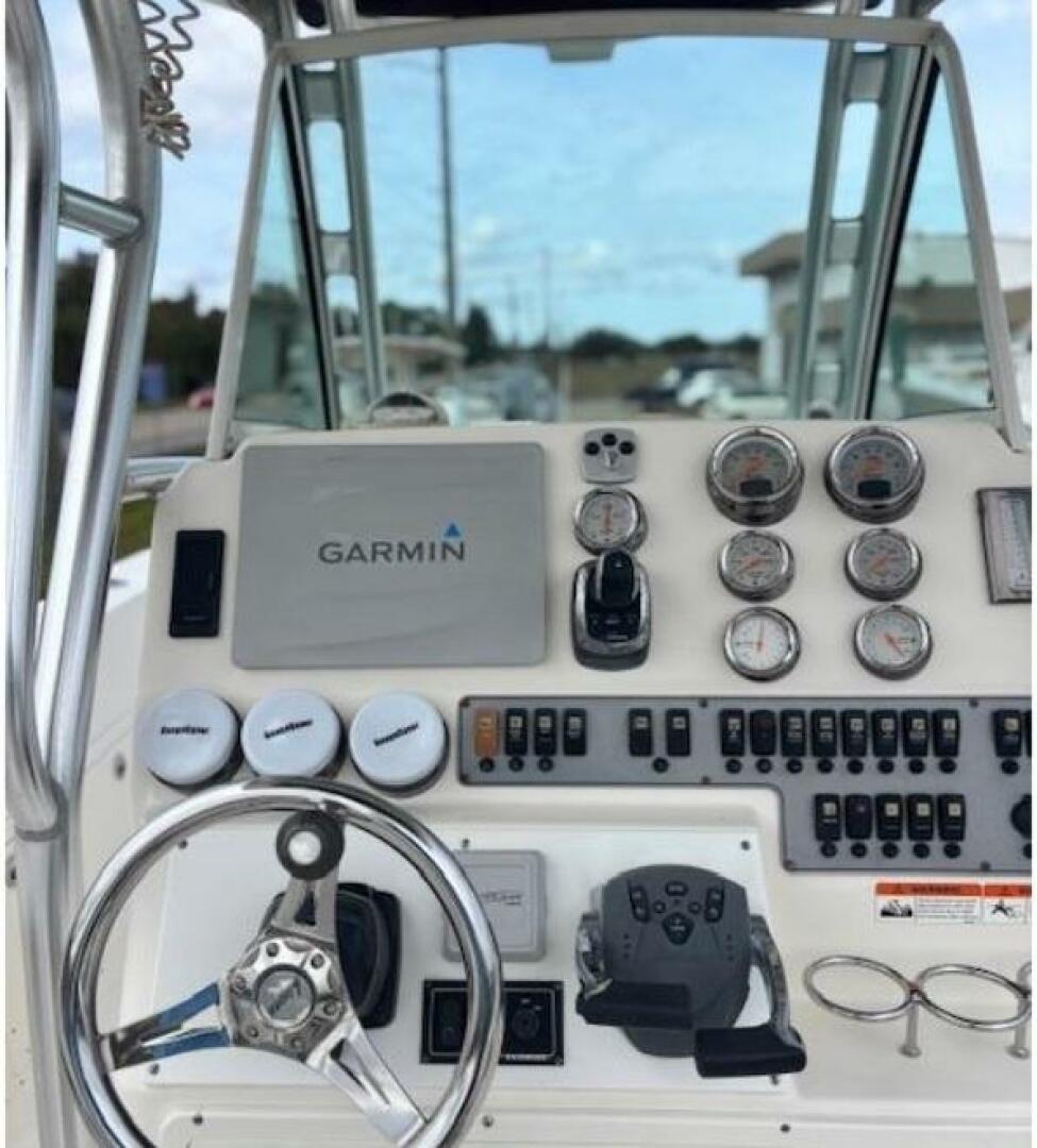 2013 Center Console Scarab - Image 4