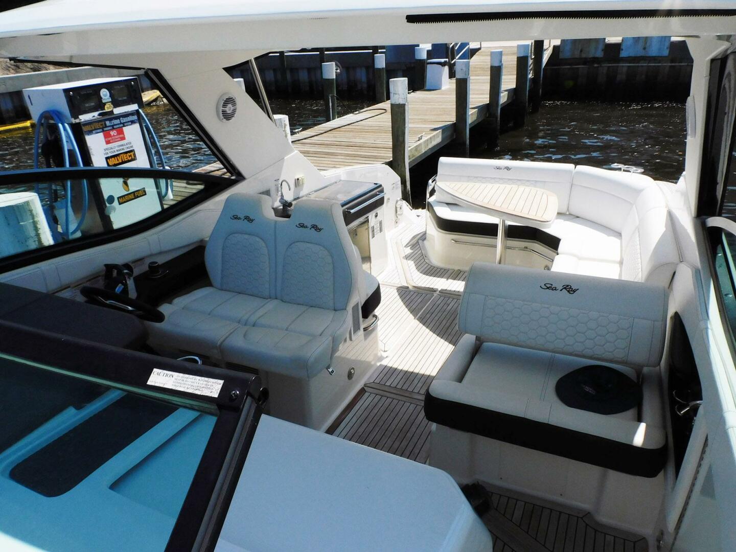 2018 Sea Ray Sundancer 320 - Image 22