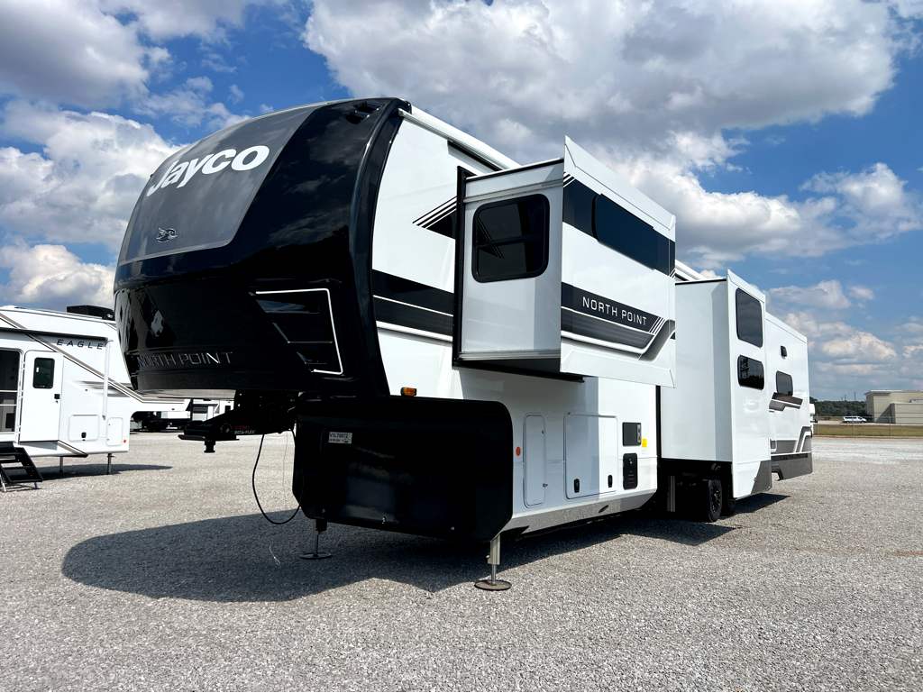 2027 JAYCO NORTH POINT 361RLBH - Image 2