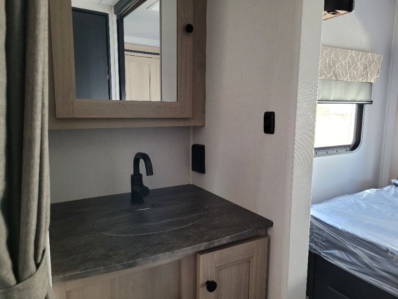 2026 Forest River Sunseeker 2500TSF - Image 12