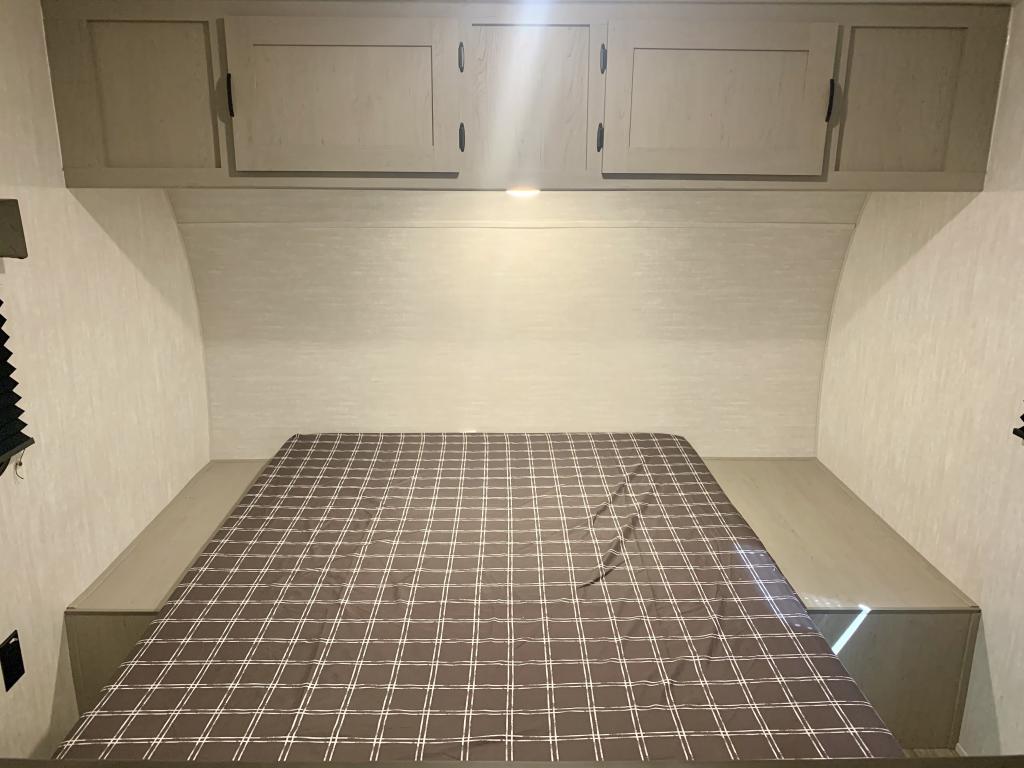 2025 COACHMEN 26BH - Image 24