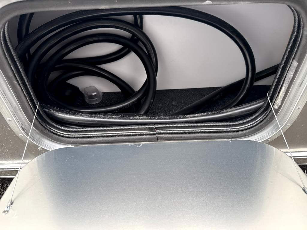2026 Airstream International 25FB - Image 7