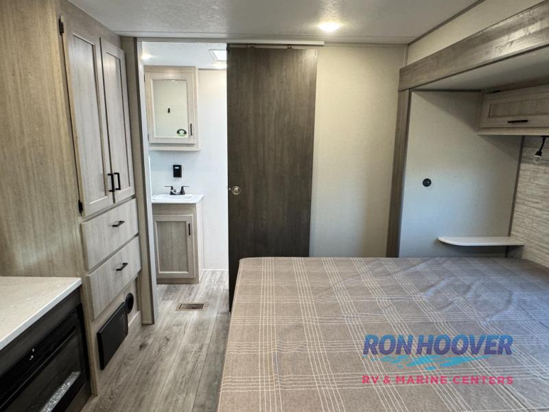 2026 COACHMEN CATALINA 333DBDSCKLE - Image 15