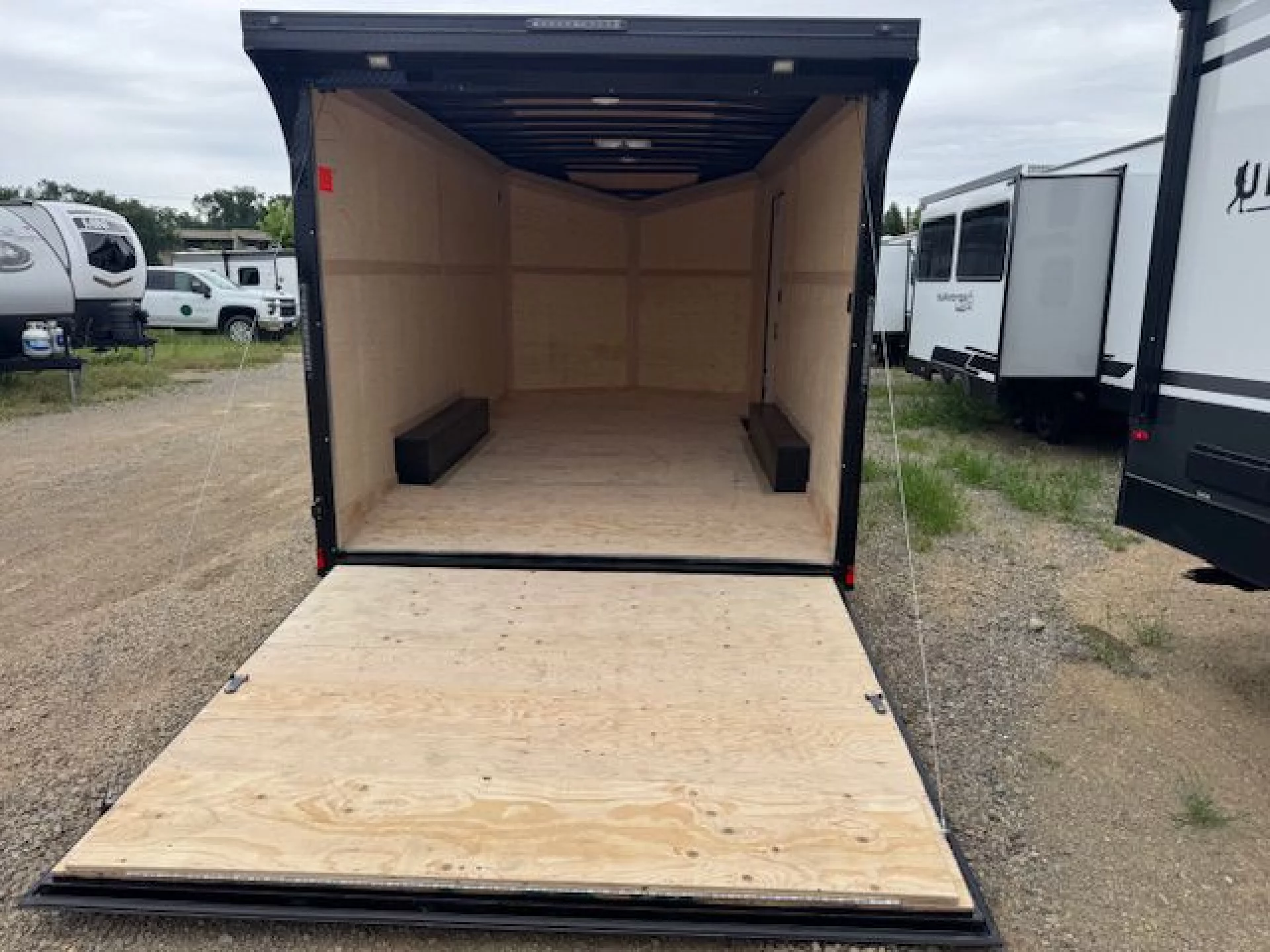 2026 FOREST RIVER CARGO KING NOMAD 8.516TA2 - Image 6