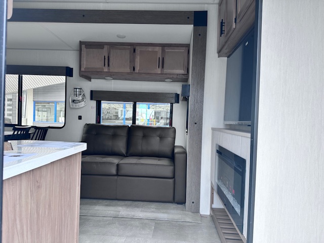 2025 CHEROKEE TIMBERWOLF 39HBA - Image 5