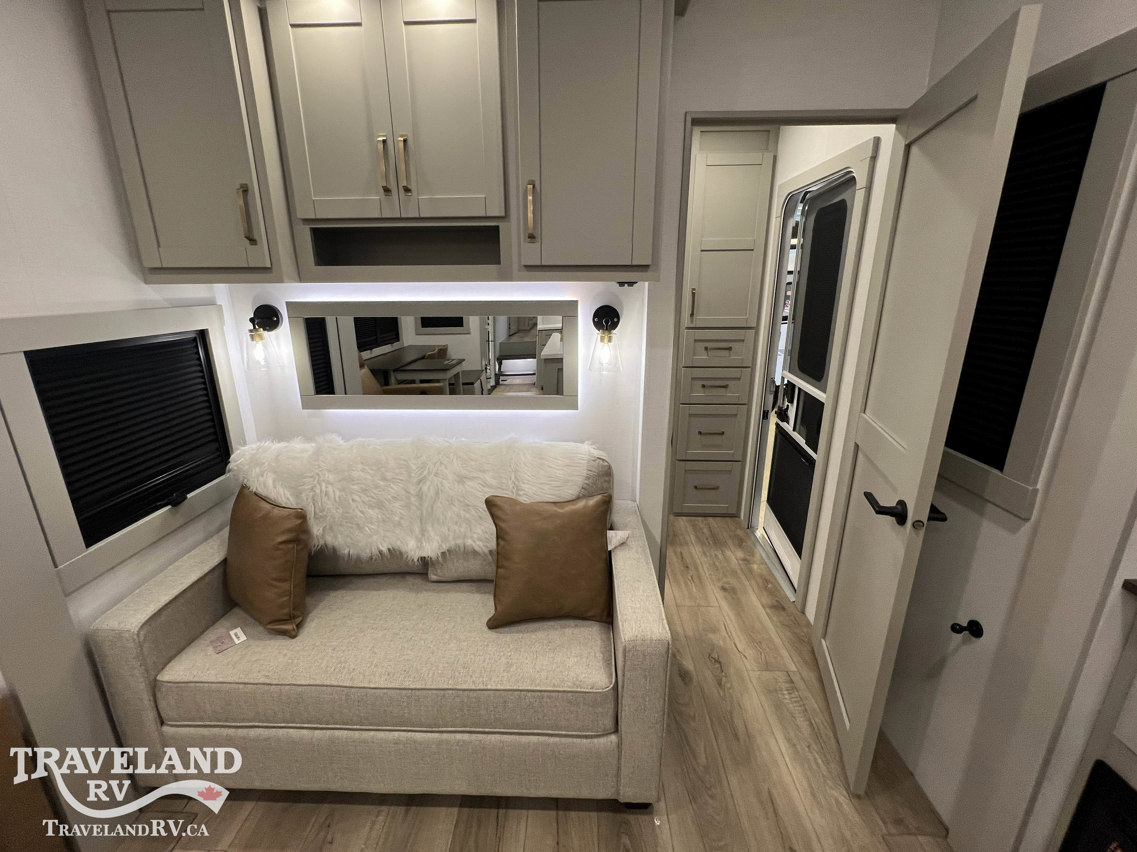 2026 Brinkley RV Model Z 3515 - Image 12