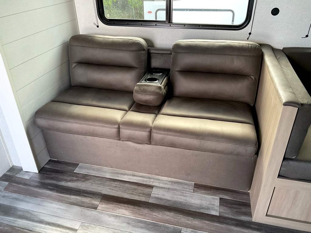 2026 JAYCO Jay Flight SLX 330 TBS  - Image 10