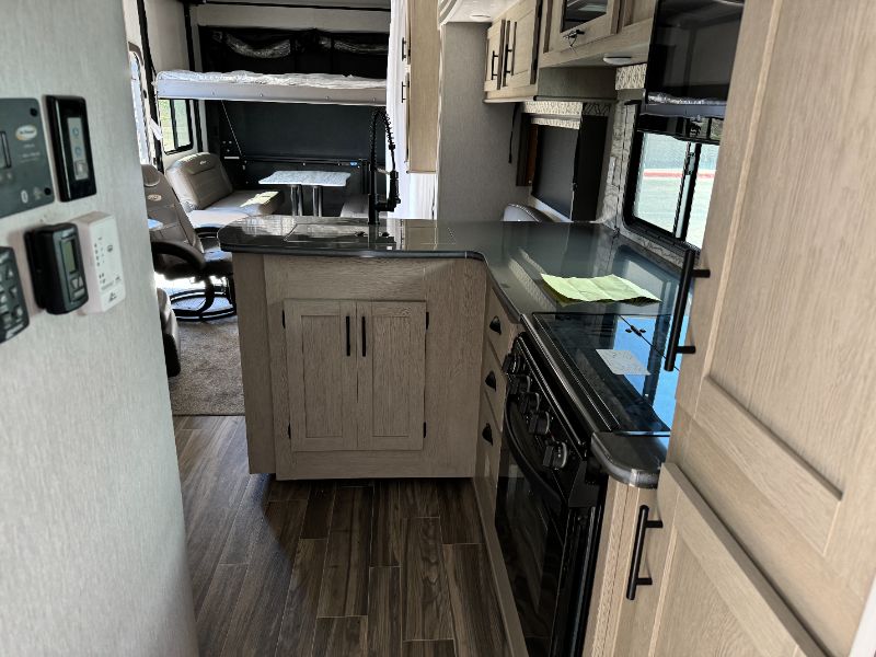 2023 Forest River Stealth KS3016G - Image 21