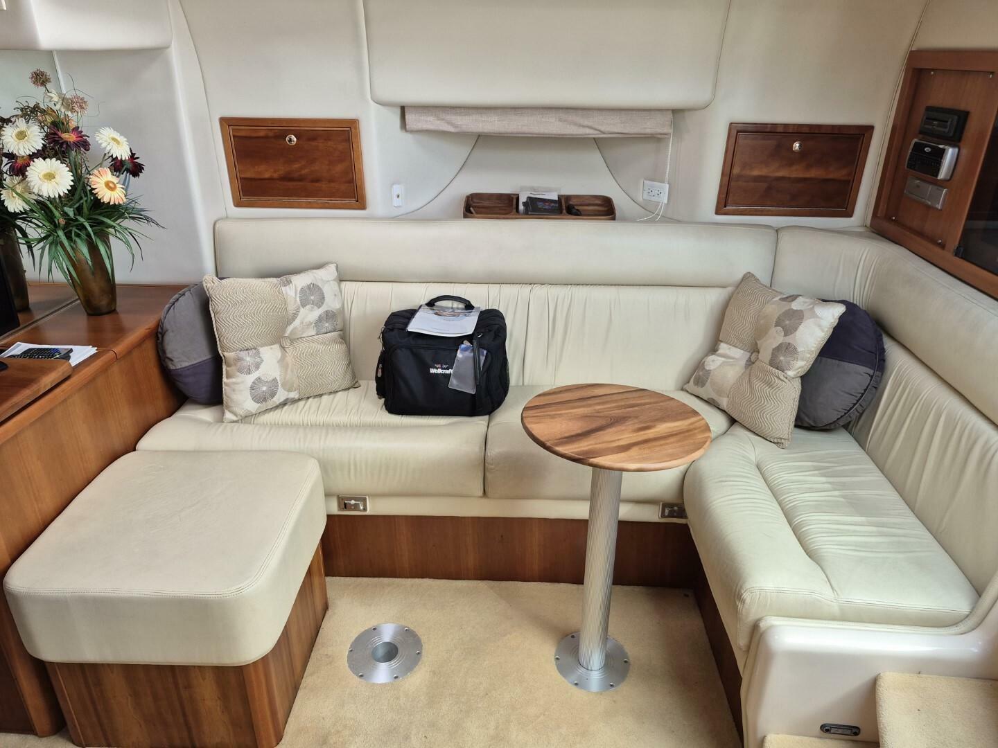 2004 Riviera 4000 Offshore - Image 61