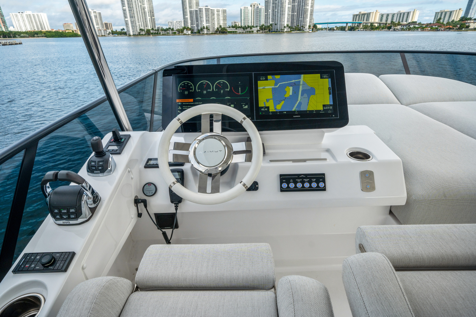 2023 Azimut 53 FLY Base - Image 50