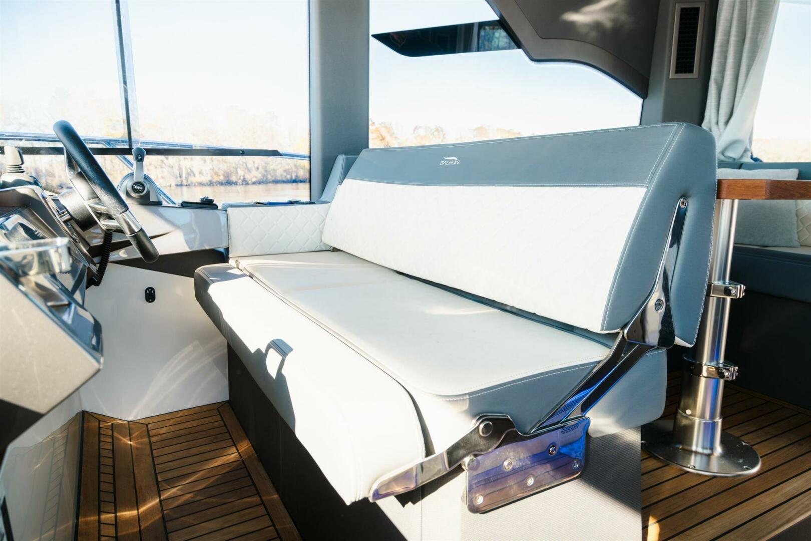 2023 Galeon 425 HTS - Image 33