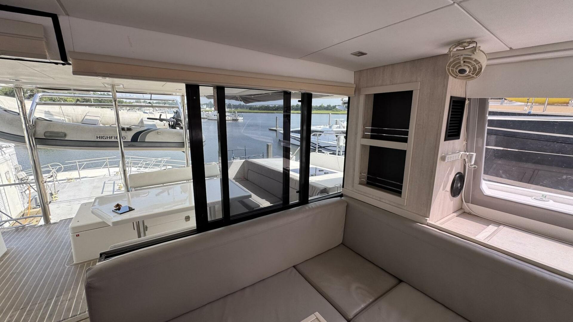2018 Leopard 43 Powercat - Image 23
