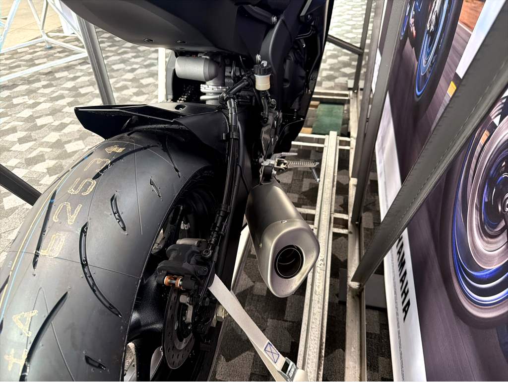 2026 Yamaha R6 RACE - Image 7