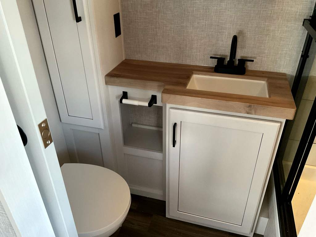 2025 JAYCO Eagle 230 MLCS HT - Image 14