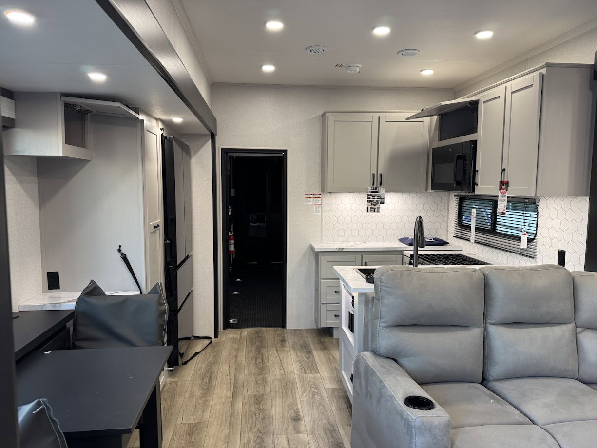 2026 JAYCO SEISMIC 399 - Image 7