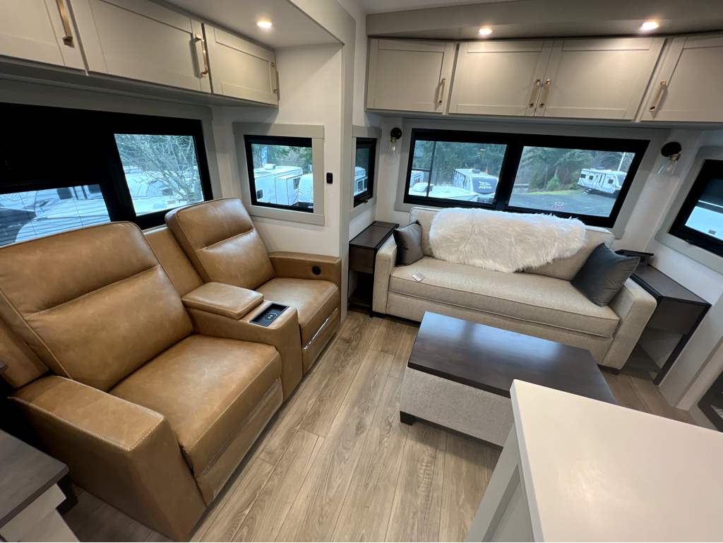 2026 Brinkley RV Model Z 3100 - Image 9