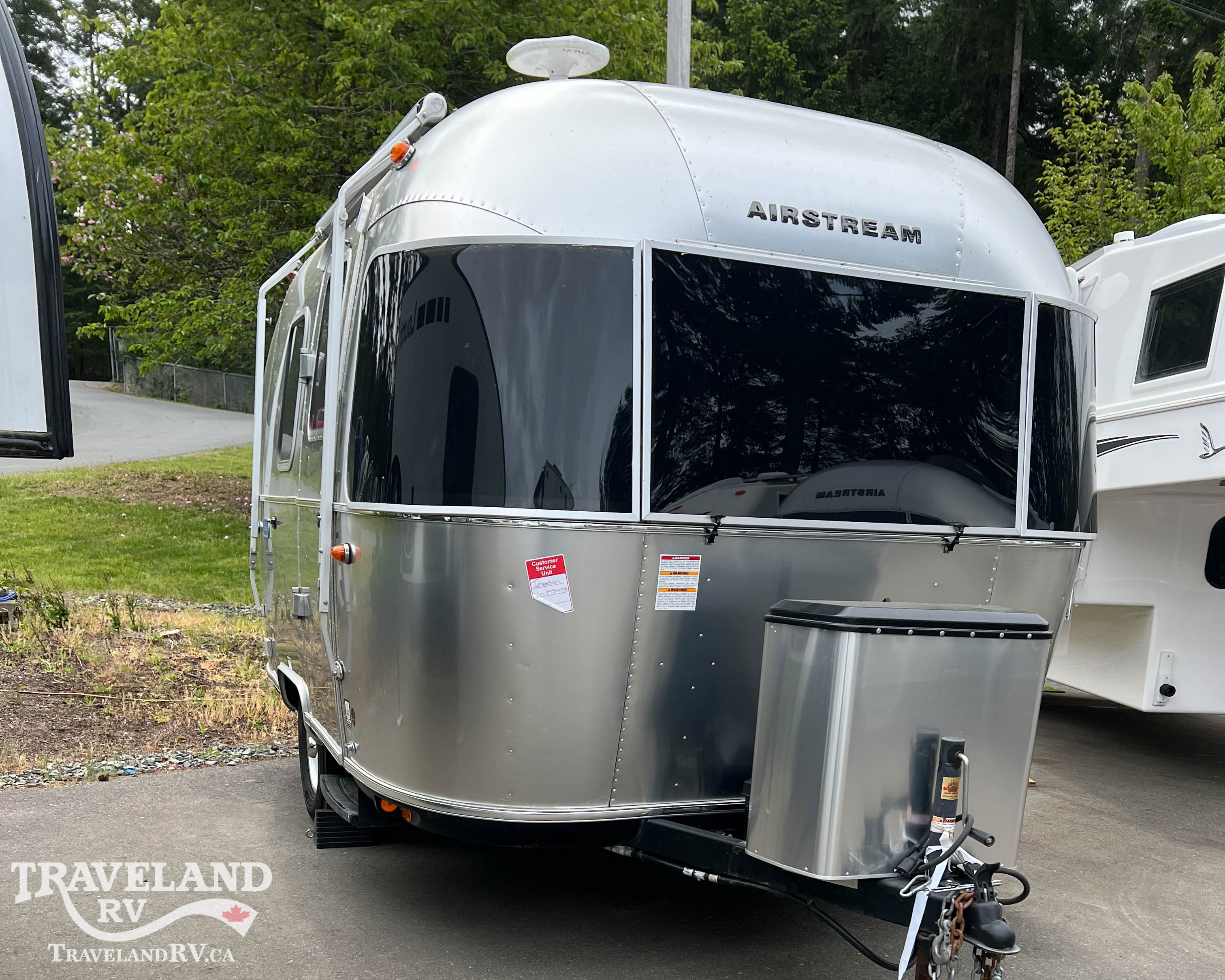 2023 Airstream Bambi 16RB - Image 1