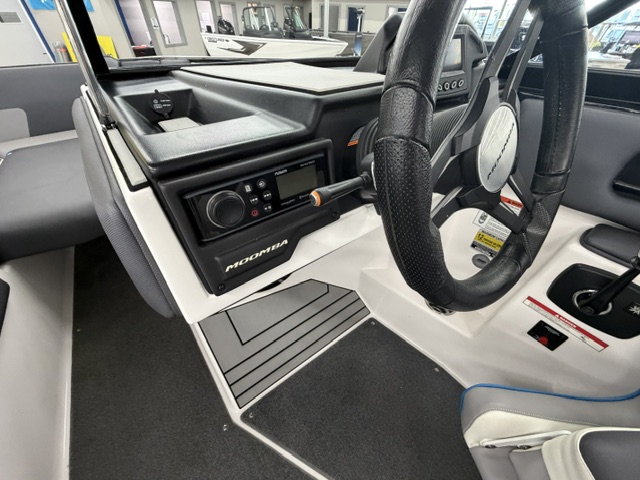 2020 MOOMBA HELIX - Image 16