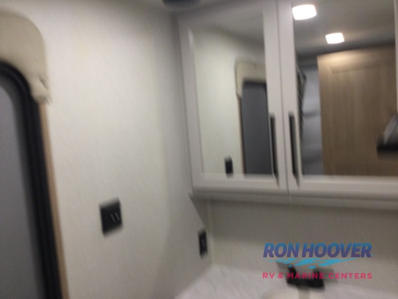 2025 FOREST RIVER 4002FB - Image 18
