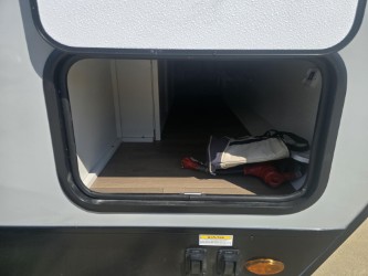 2027 VENTURE RV STRATUS 282VFD - Image 29