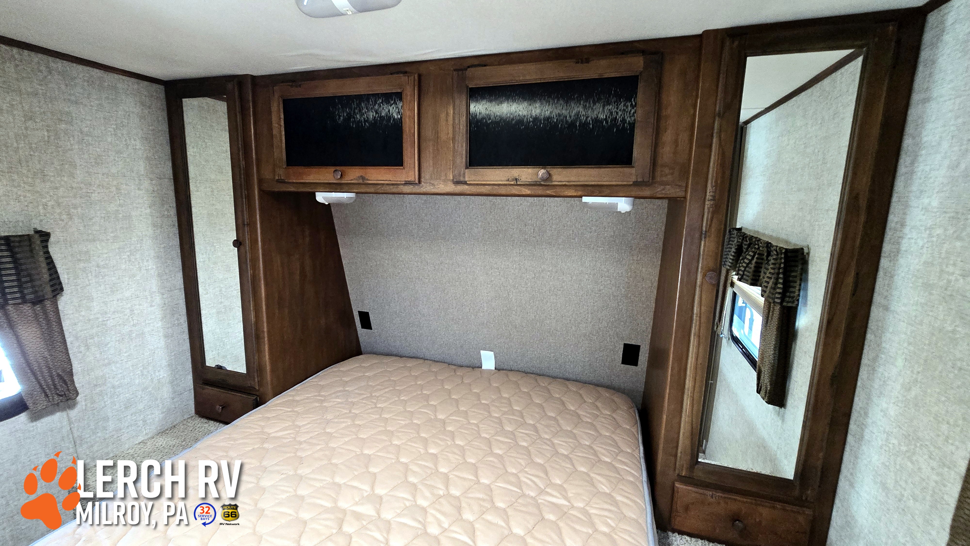 2016 KEYSTONE SPRINTER CAMPFIRE 28BH - Image 23
