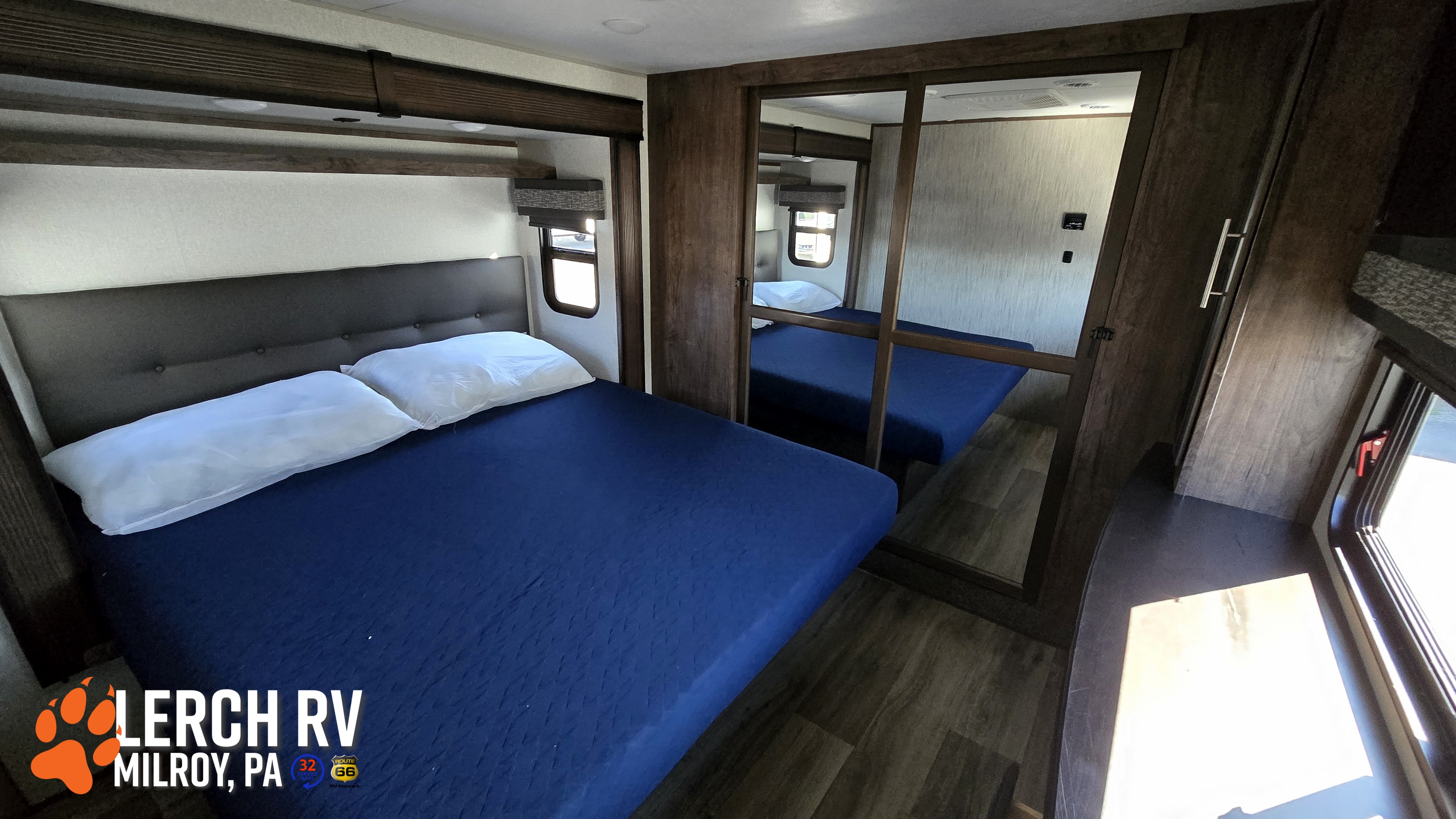 2021 KZ RV Durango D326RLT - Image 26