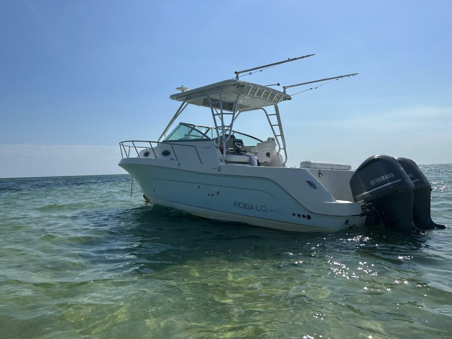 2015 Robalo R305 Walkaround - Image 4