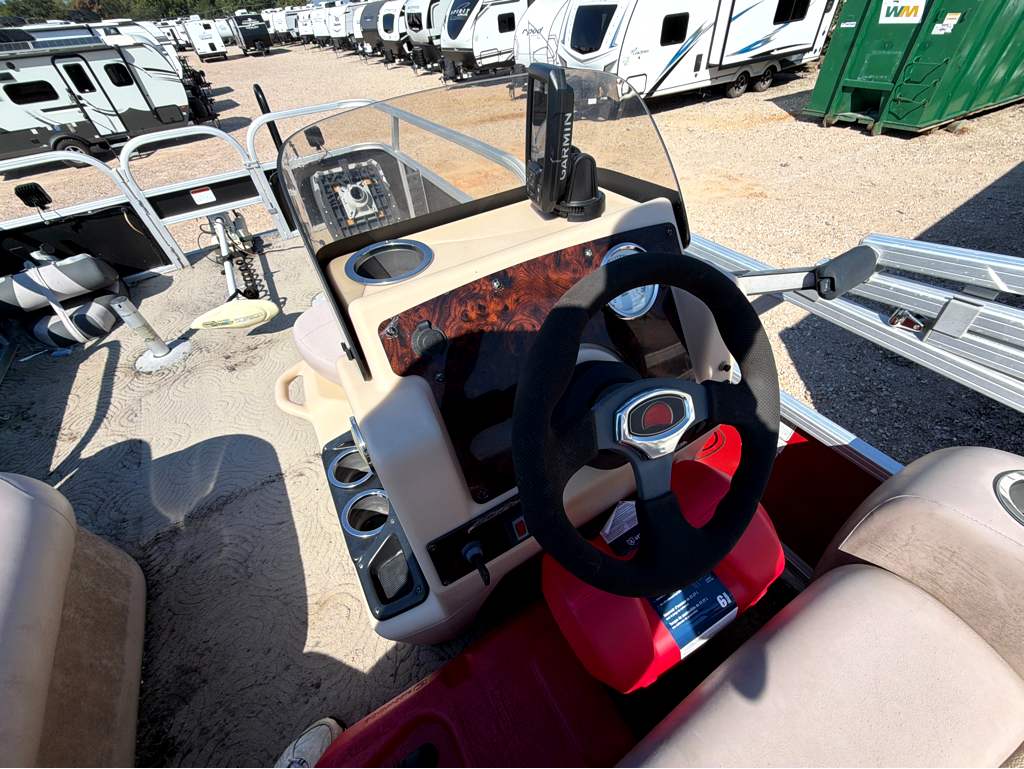 2014 SUNTRACKER 16BB - Image 11