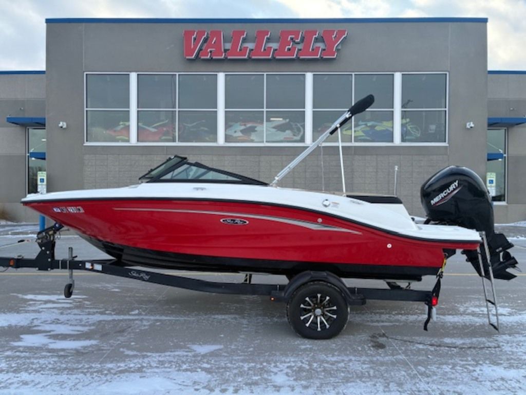 2023 Sea Ray SPX 190 Outboard - Image 1