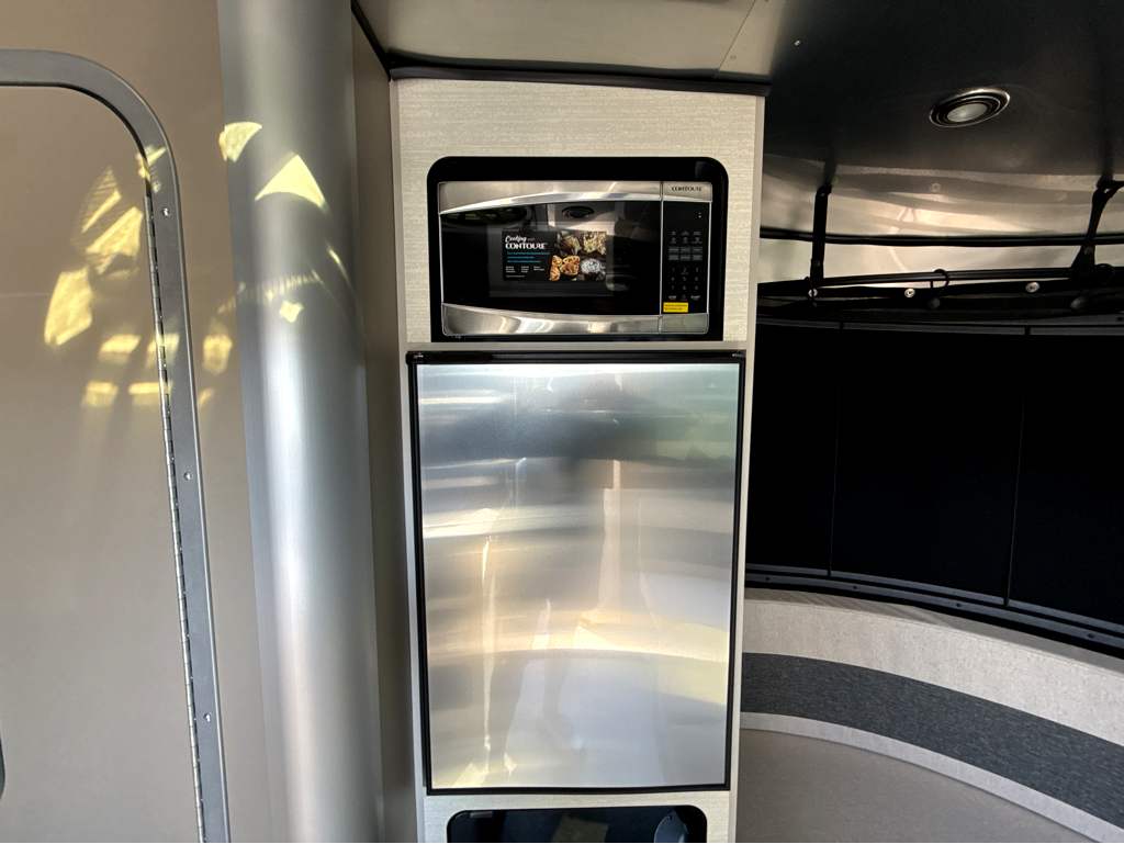 2026 AIRSTREAM Basecamp 20XE - Image 23