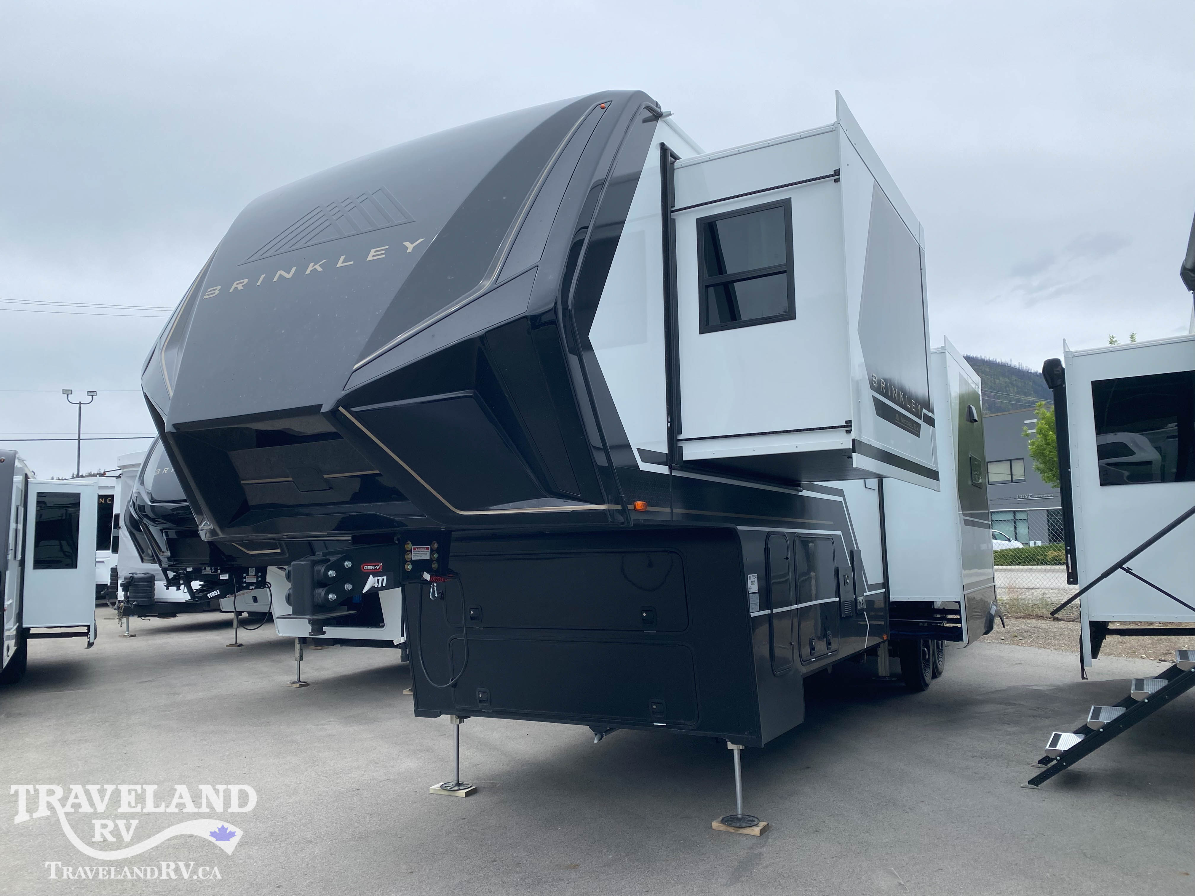 2026 BRINKLEY RV MODEL GX 3500X - Image 4