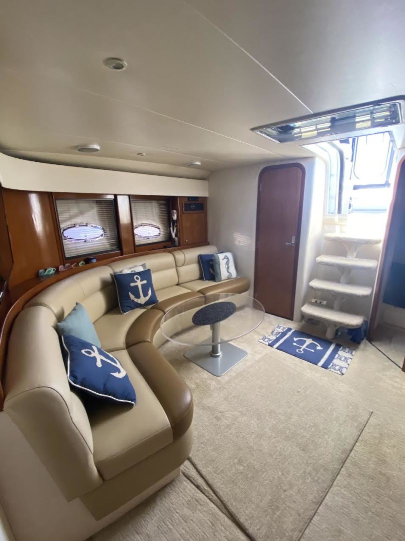 2000 Carver Trojan 440 Express - Image 22
