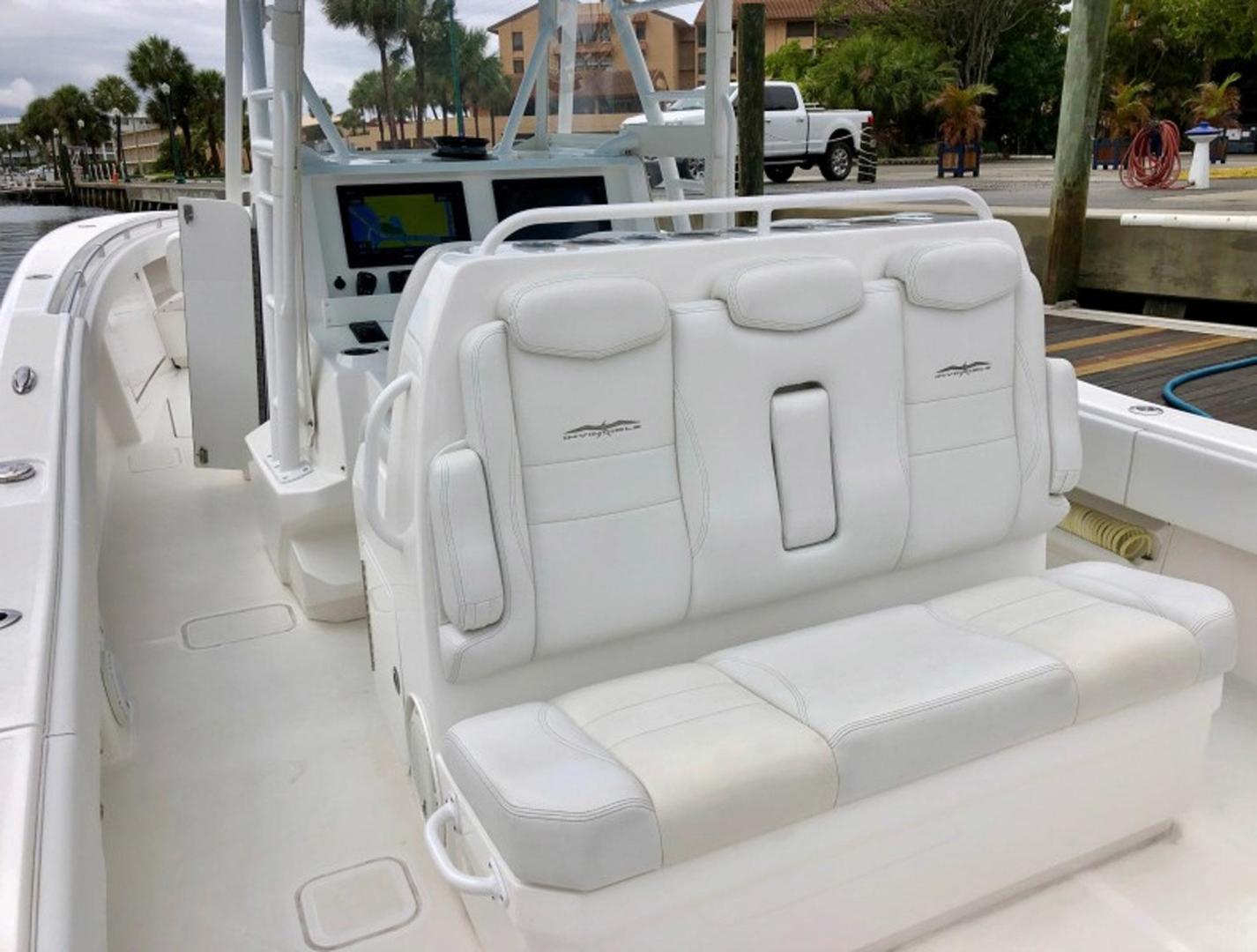 2018 Invincible 39 Open Fisherman - Image 8