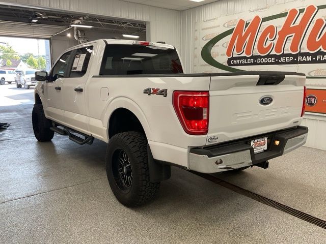 2022 Ford F150 Crew Cab XLT 4WD - Image 5