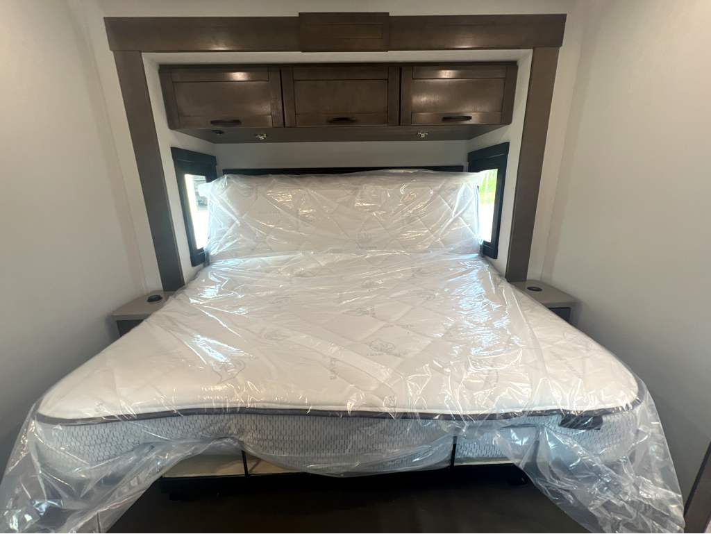 2026 JAYCO SENECA 37K - Image 25