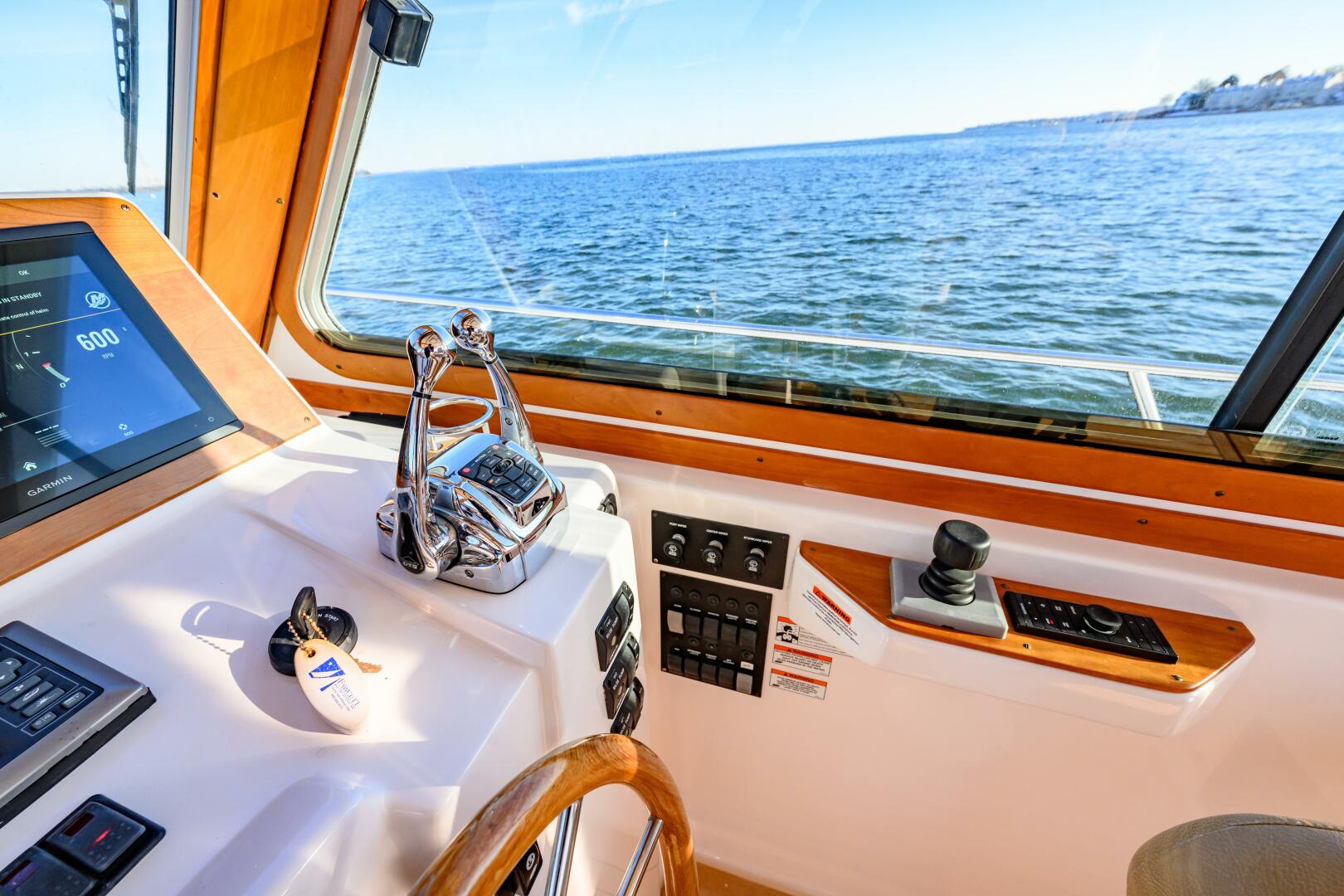2009 Sabre 42 Hard Top Express - Image 14