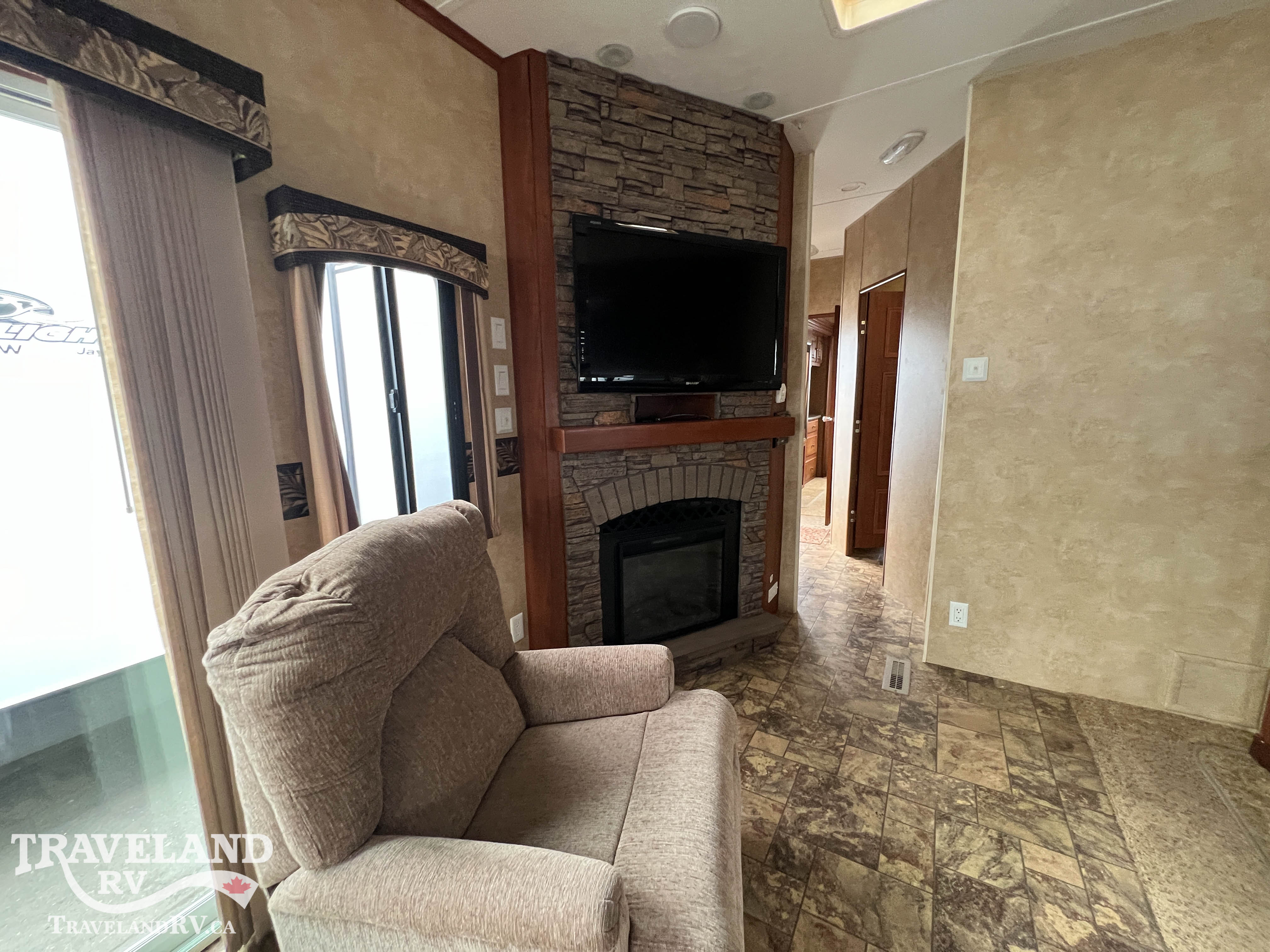 2012 Jayco Jay Flight Bungalow 40 FKS - Image 14