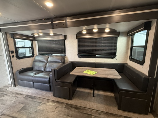 2022 CrossRoads Cruiser Aire CR27RBS - Image 9