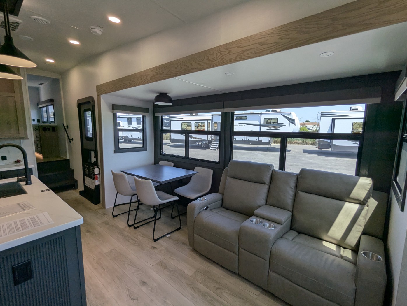 2026 Forest River Rockwood Signature 401SFB - Image 34