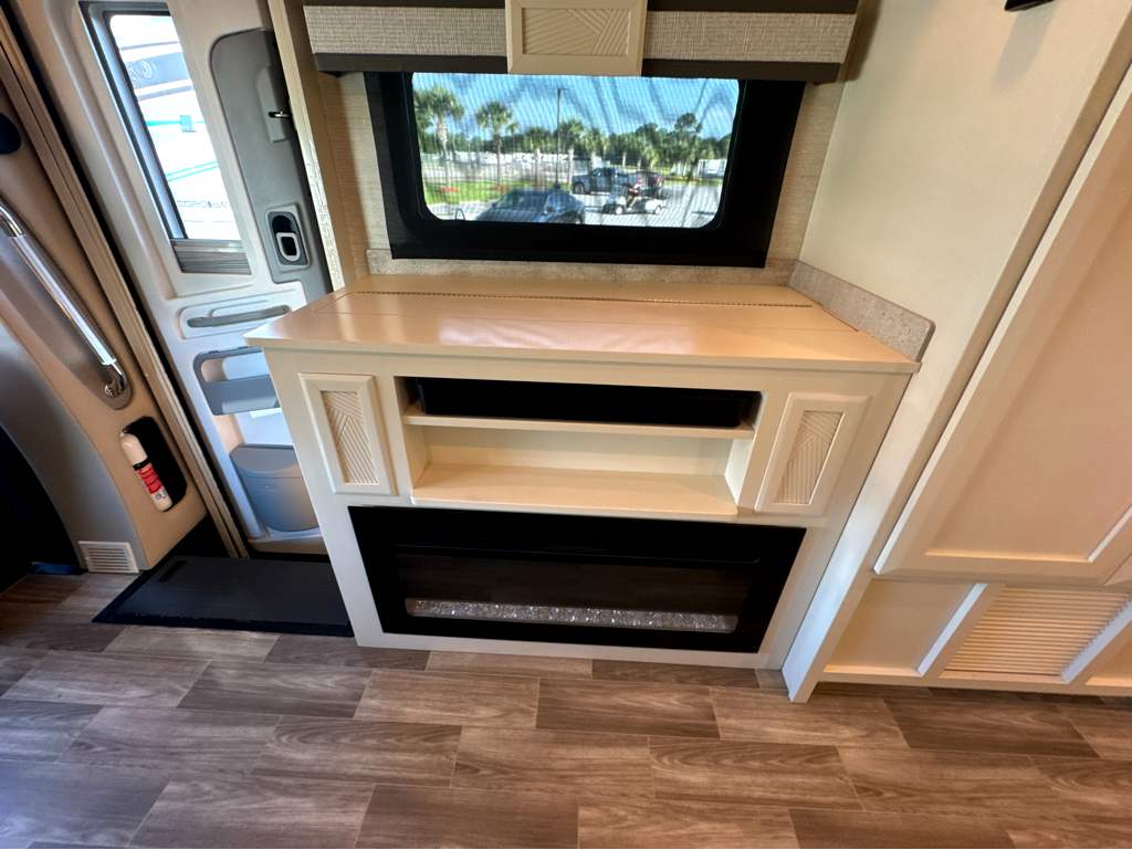 2024 TIFFIN WAYFARER 25JW - Image 21