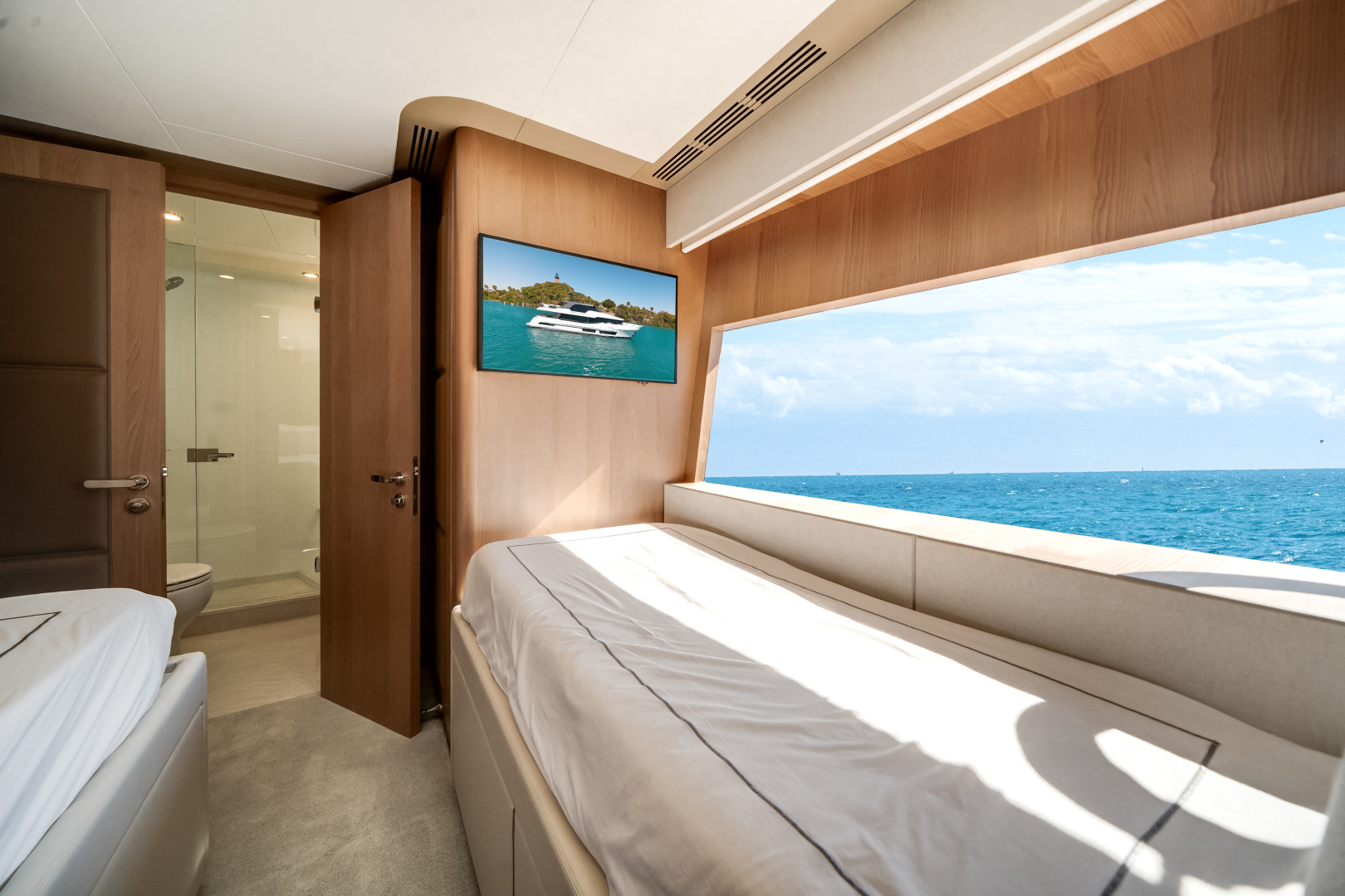2025 Ocean Alexander 28L - Image 41
