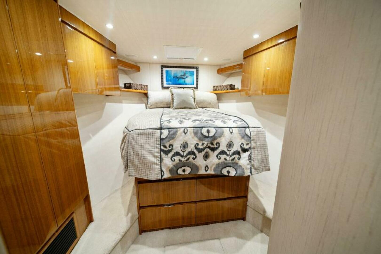 2016 Viking 55 Convertible - Image 17