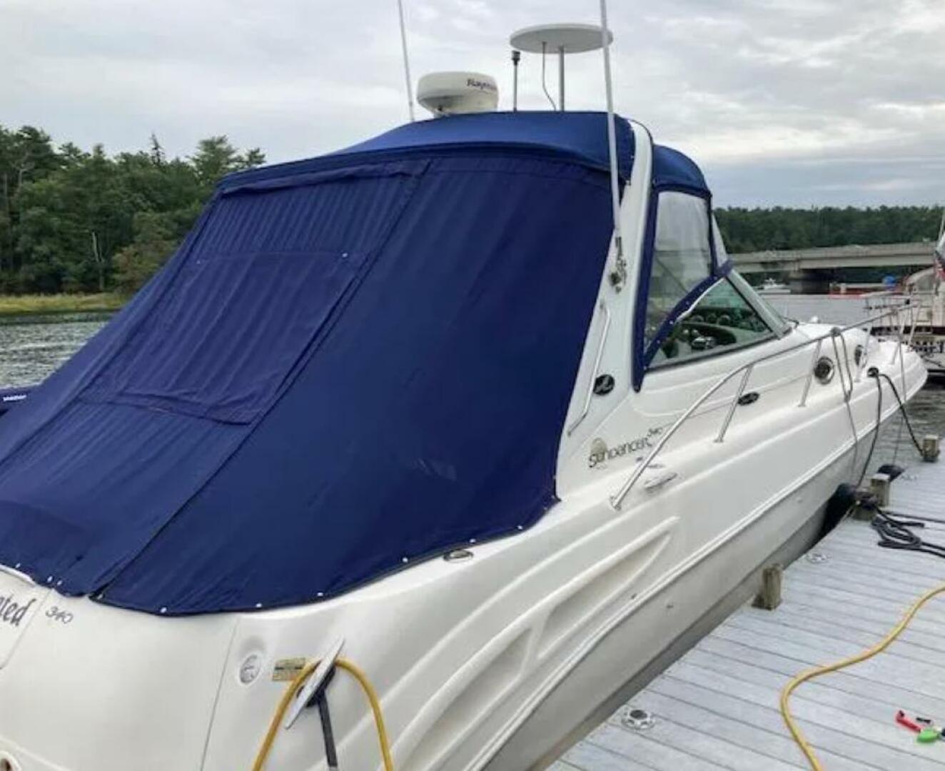 2002 Sea Ray Sundancer - Image 2